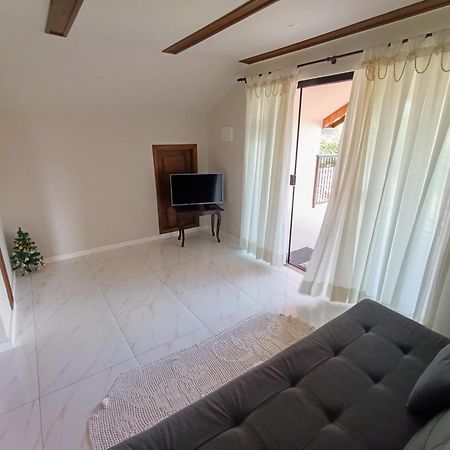 פומרוד Casa Aconchego 345 Ao Lado Alles Park מראה חיצוני תמונה